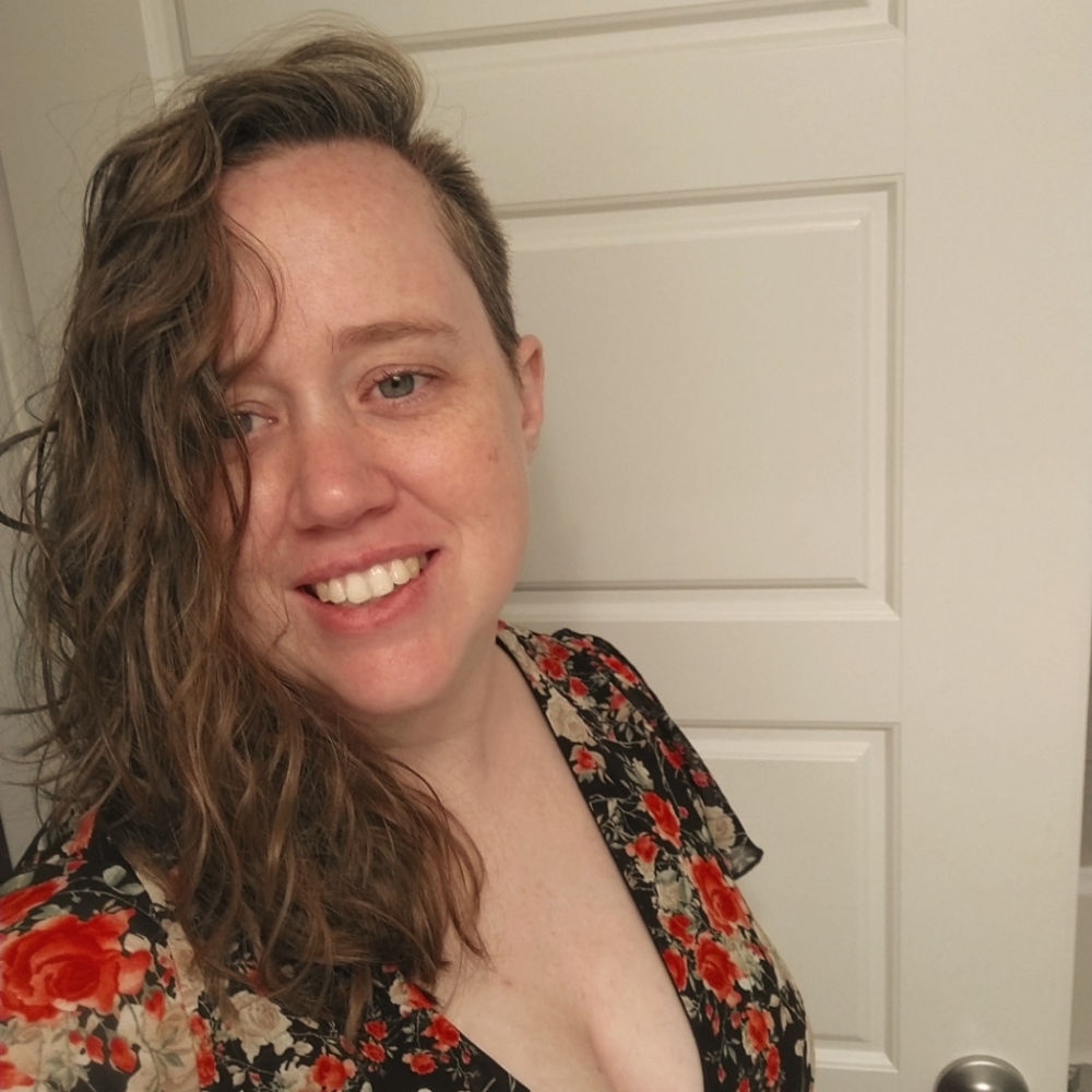 Meet your Posher, Crystal